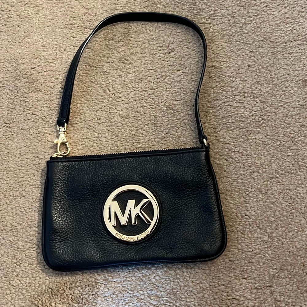 Michael Kors wristlet